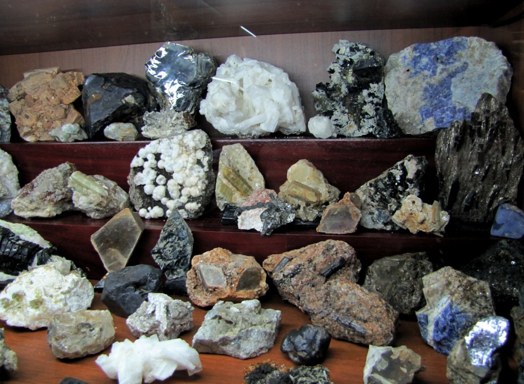 Где Купить Настоящие Камни В Красноярске